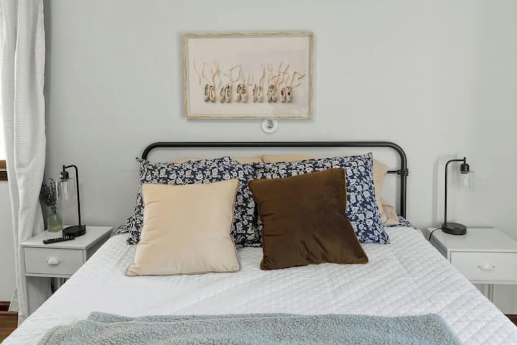 Photo of Bedroom in Southeast Raleigh