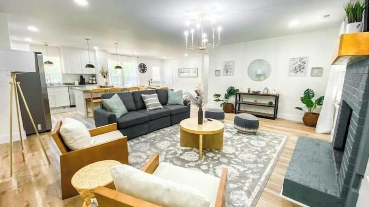 Photo of Livingroom in Zebulon