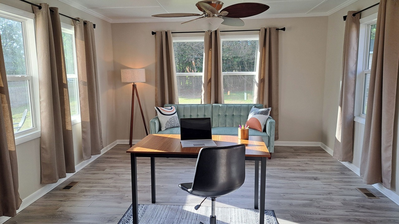 Photo of Livingroom in Terry Sanford