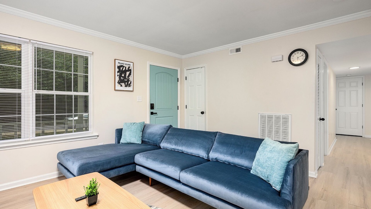 Photo of Livingroom in Toddville Road