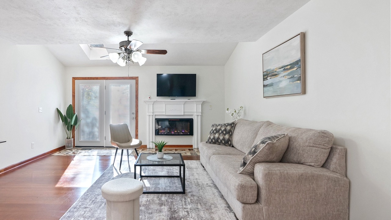 Photo of Livingroom in Terry Sanford