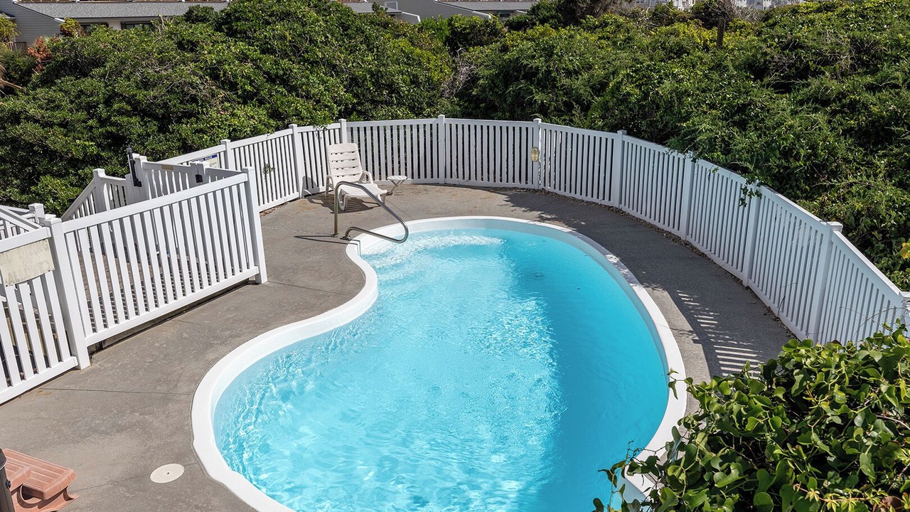 Photo of Others in Pine Knoll Shores
