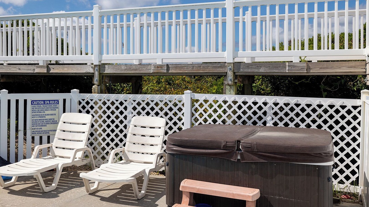 Photo of Others in Pine Knoll Shores
