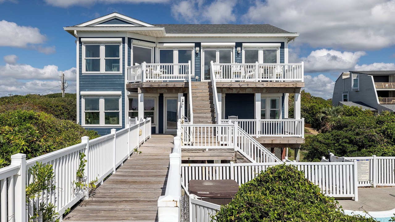 Photo of Outdoor in Pine Knoll Shores