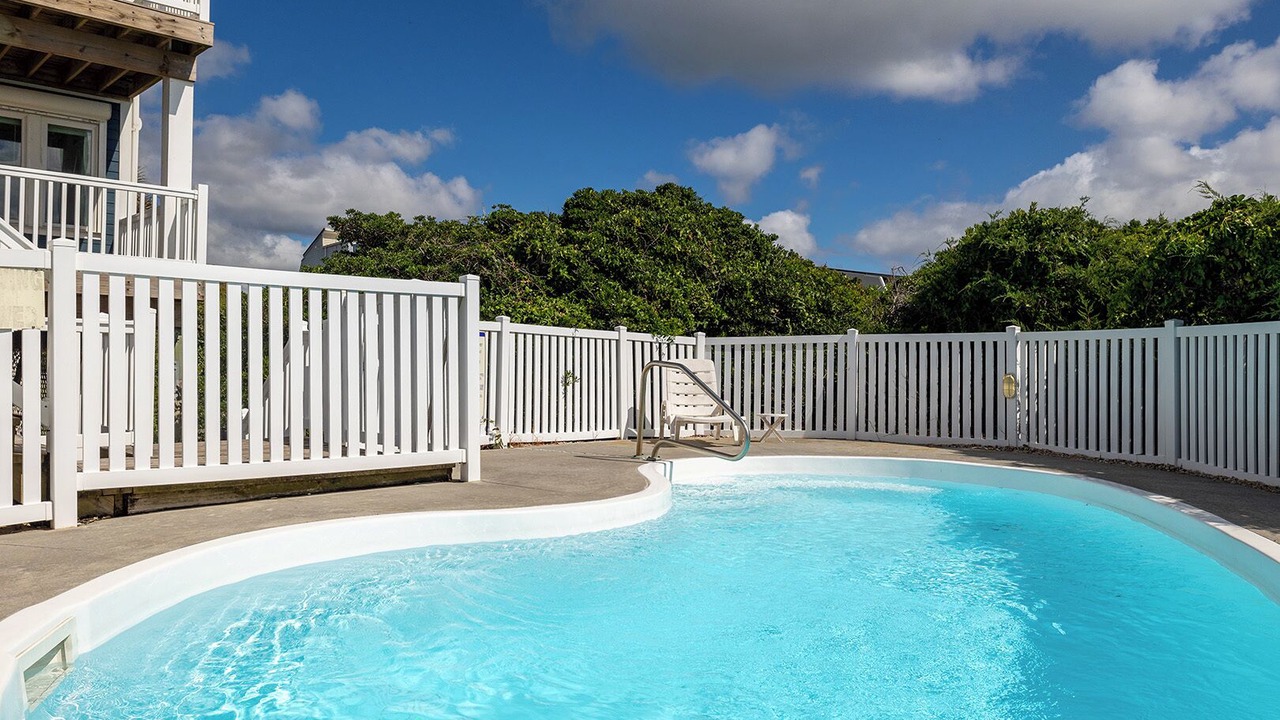 Photo of Outdoor in Pine Knoll Shores