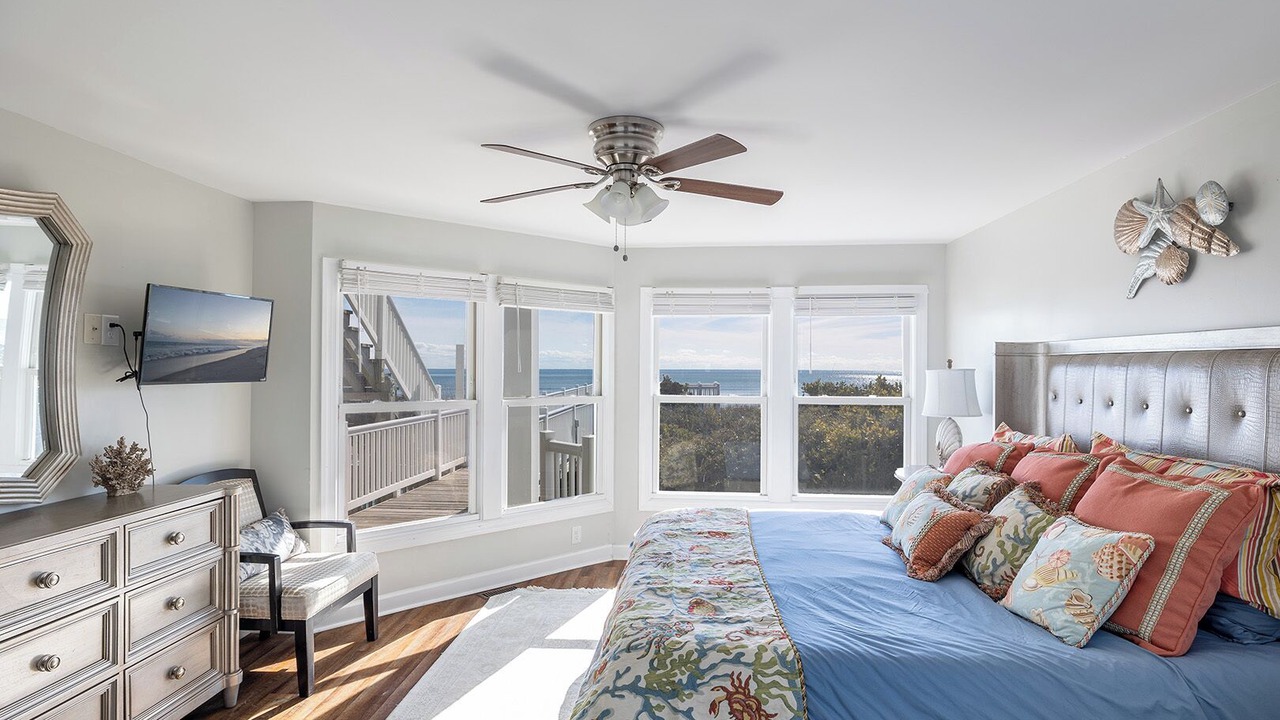 Photo of Others in Pine Knoll Shores