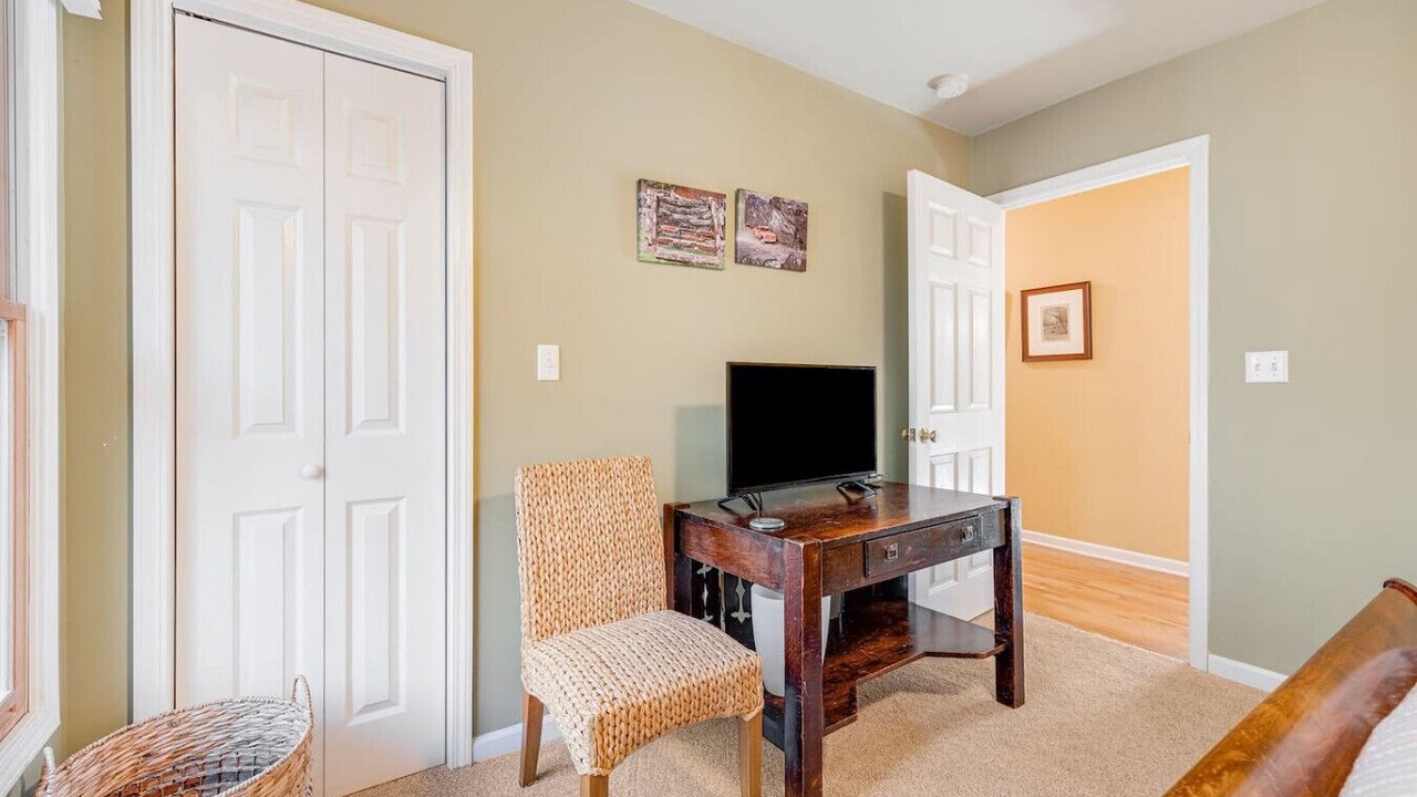 Photo of Livingroom in Brevard