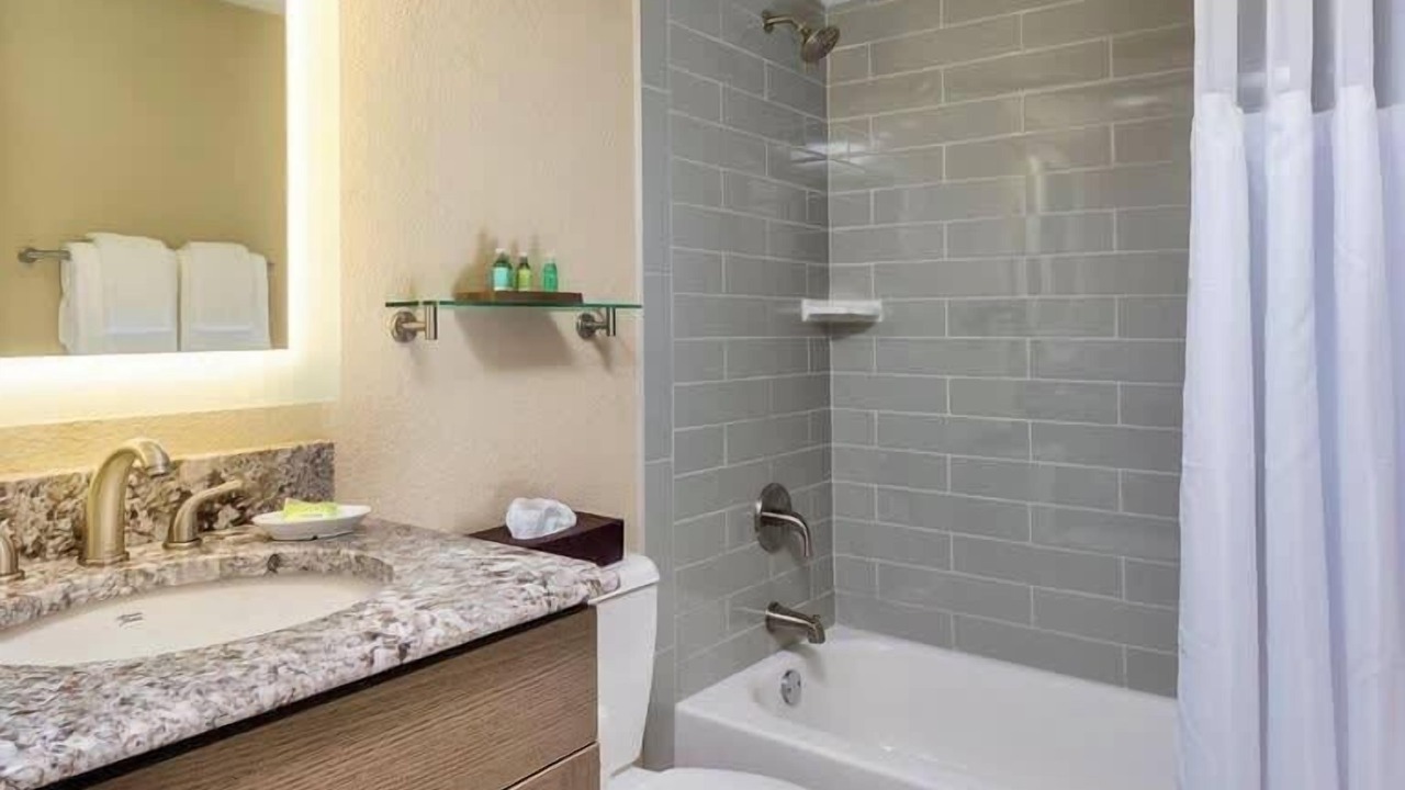 Photo of Bathroom in Ash