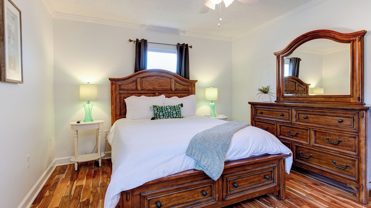 Photo of Bedroom in Black Mountain