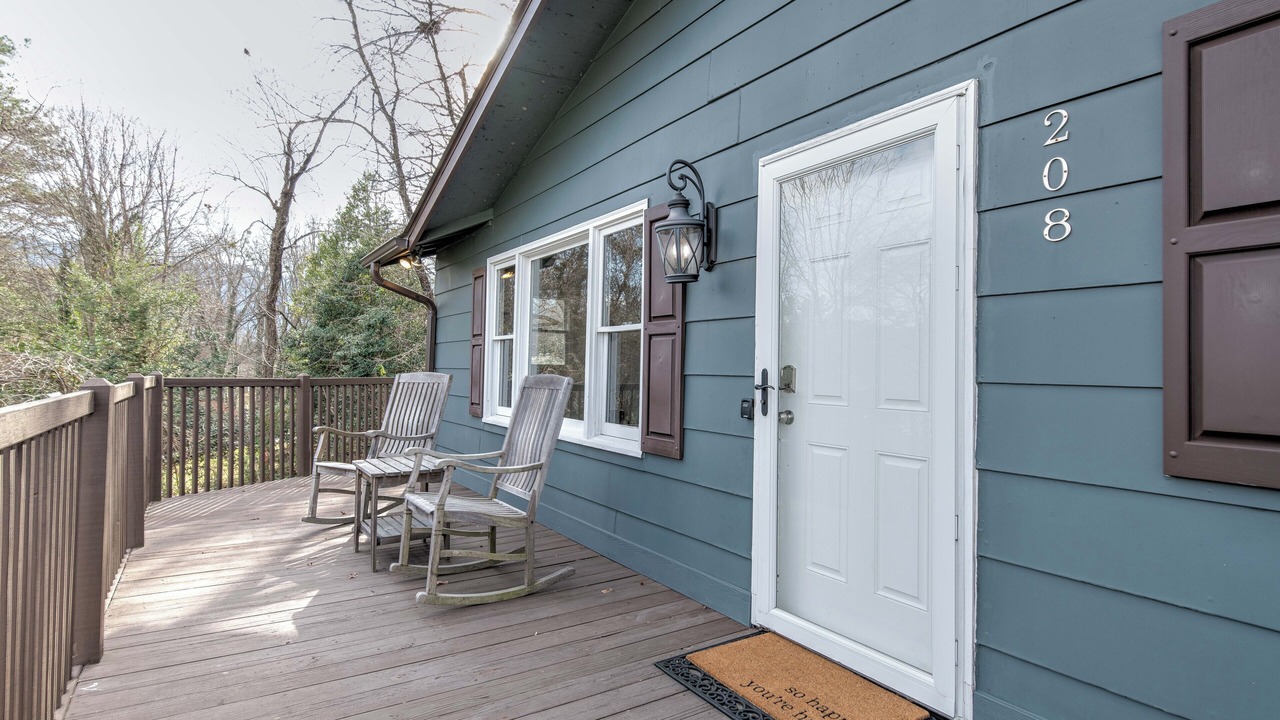 Photo of Patio Balcony in Black Mountain