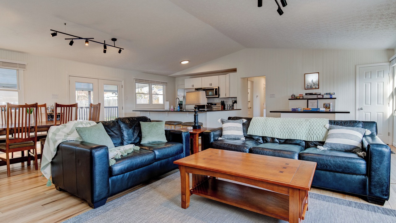 Photo of Livingroom in Black Mountain
