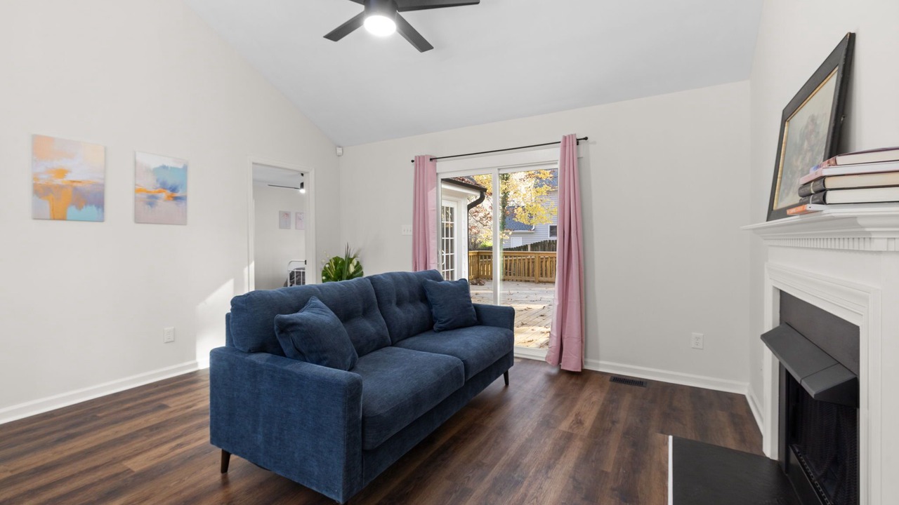 Photo of Livingroom in Holly Springs