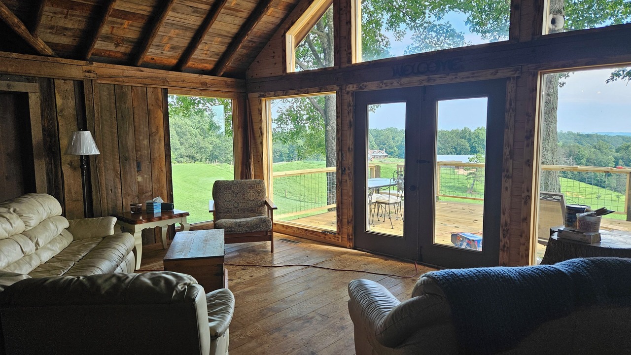 Photo of Livingroom in Dobson