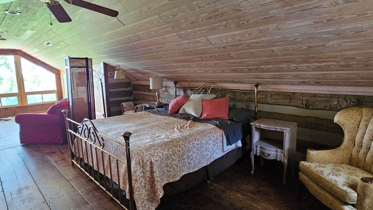 Photo of Bedroom in Dobson