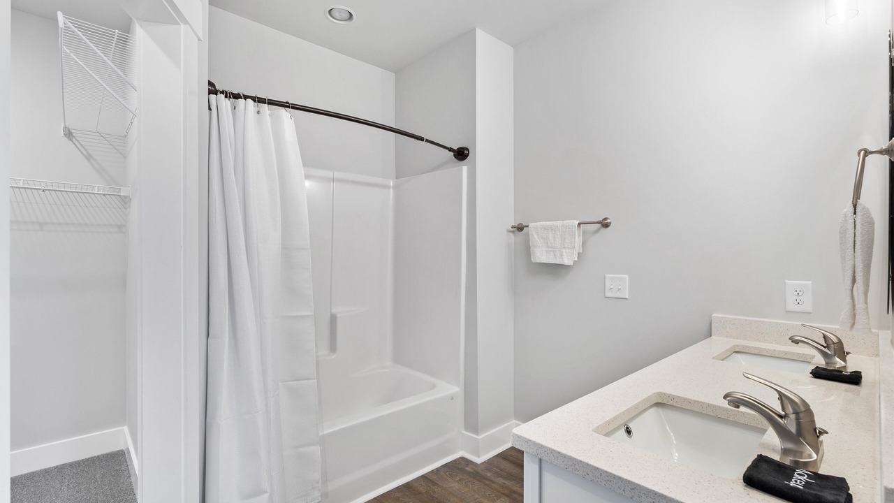 Photo of Bathroom in Nashboro Village
