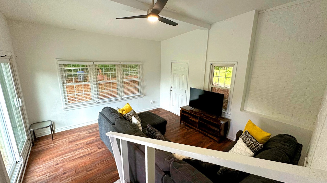 Photo of Livingroom in Rocky Mount