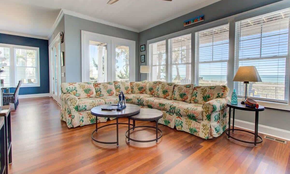 Photo of Livingroom in North Carolina Coast