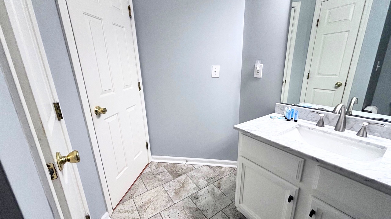 Photo of Bathroom in Prosperity Church Road