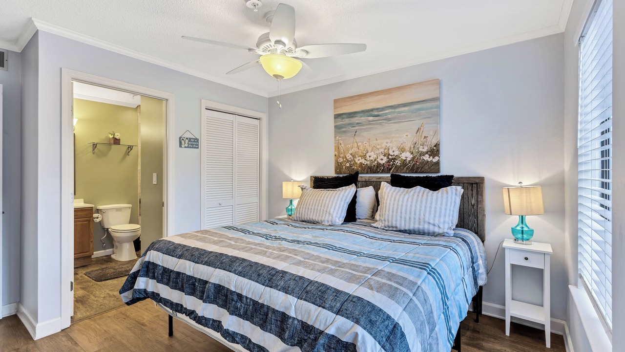 Photo of Bedroom in Palmetto Dunes