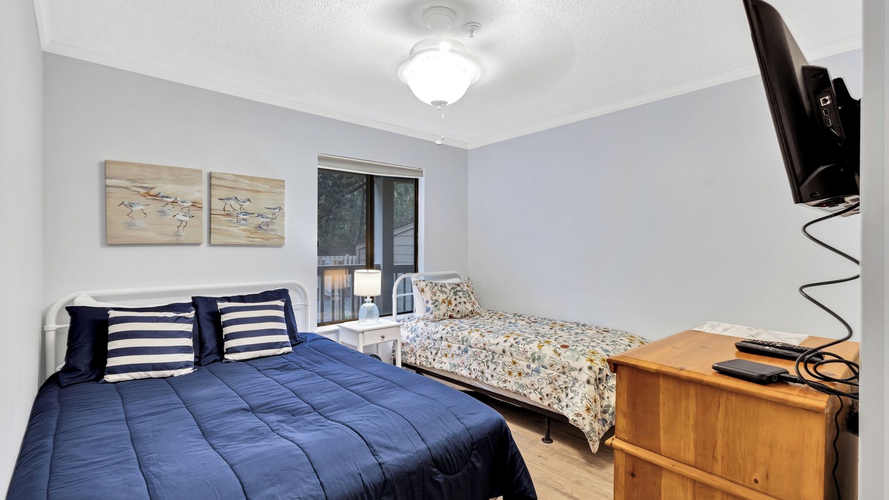 Photo of Bedroom in Palmetto Dunes
