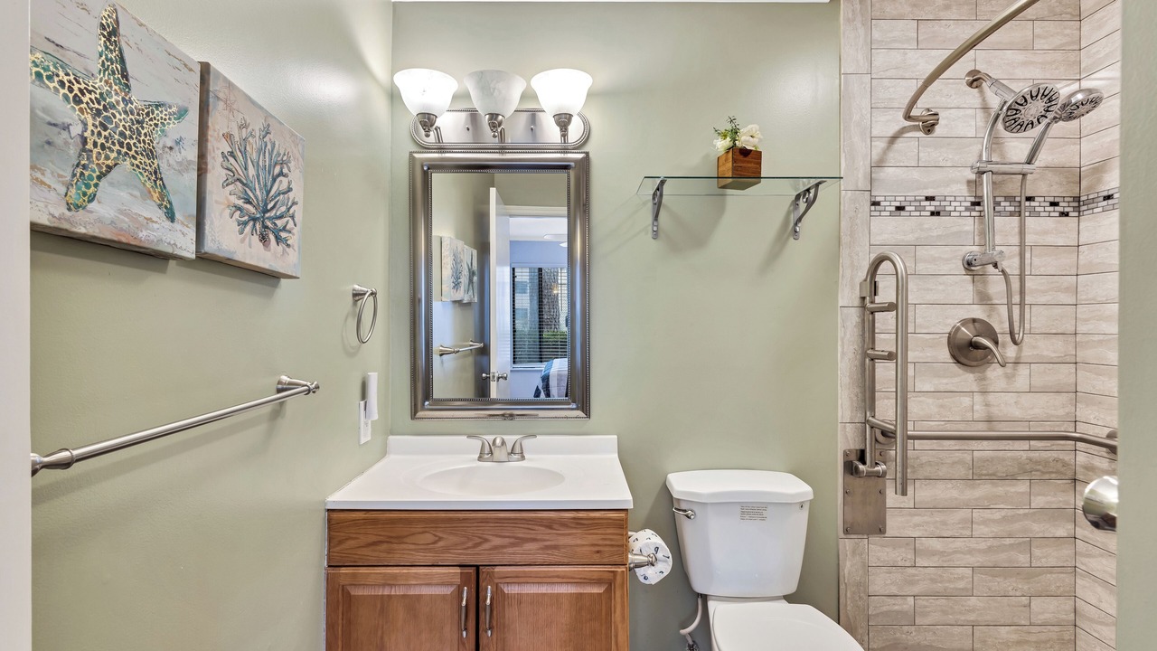 Photo of Bathroom in Palmetto Dunes