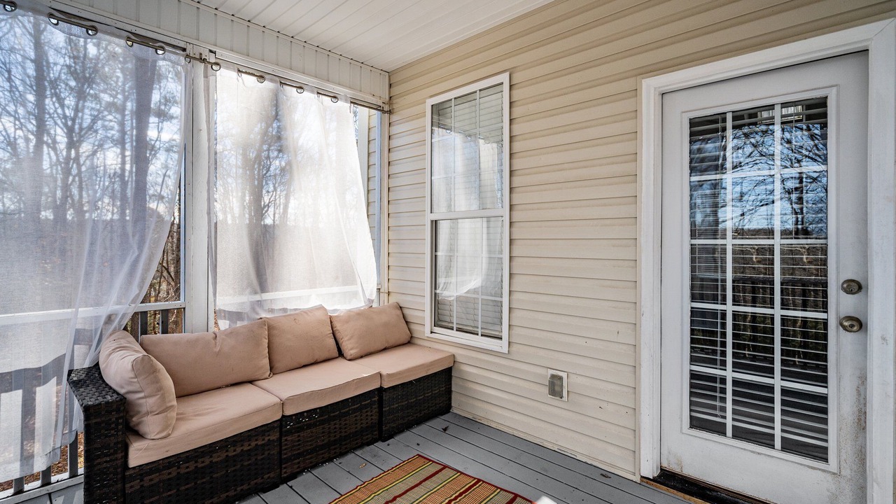 Photo of Patio Balcony in Kipling