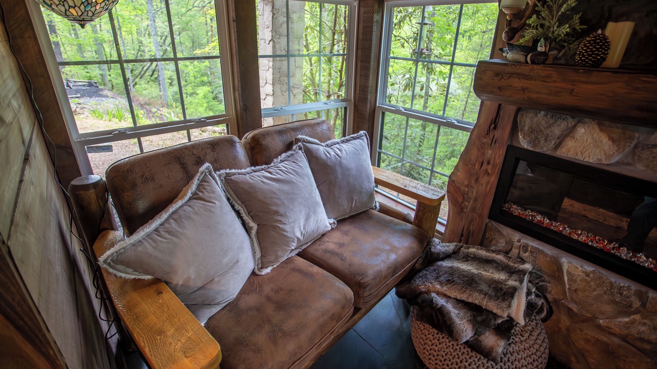 Photo of Livingroom in Robbinsville
