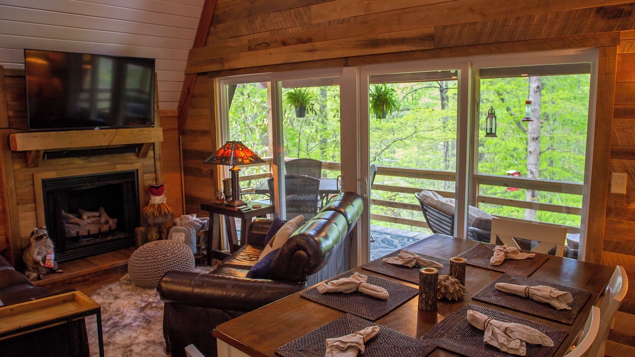 Photo of Livingroom in Robbinsville