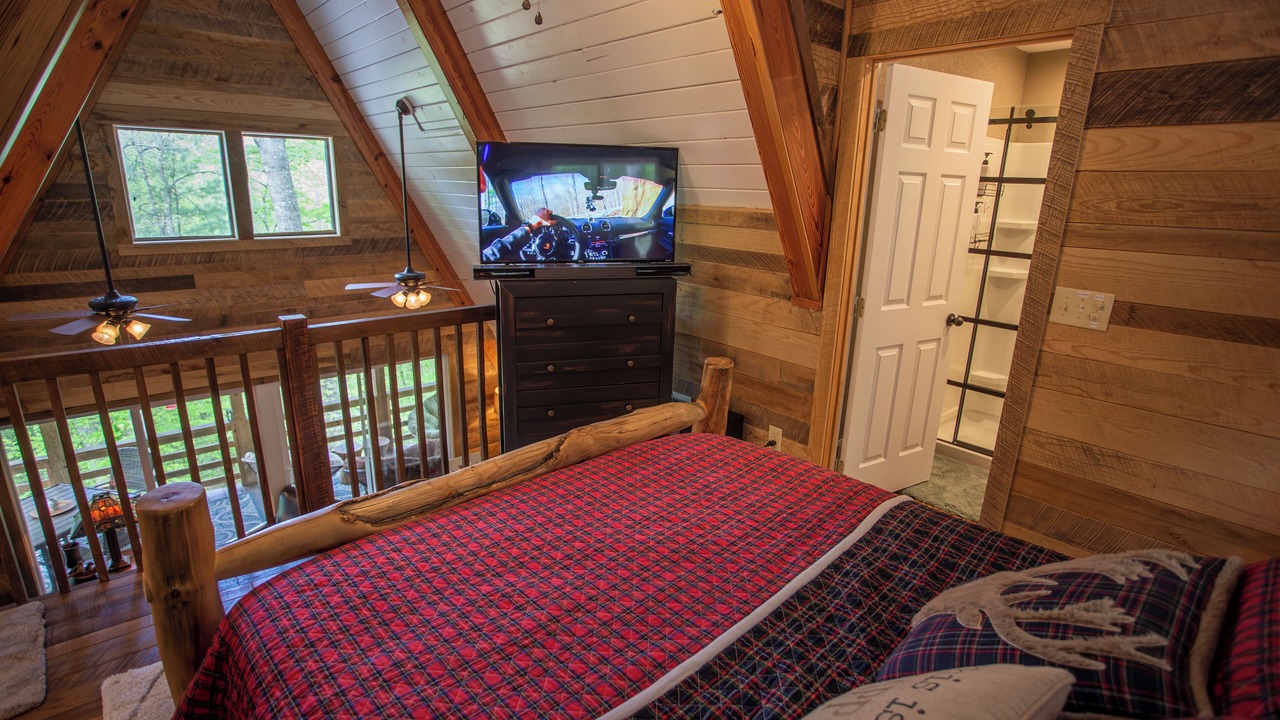 Photo of Bedroom in Robbinsville