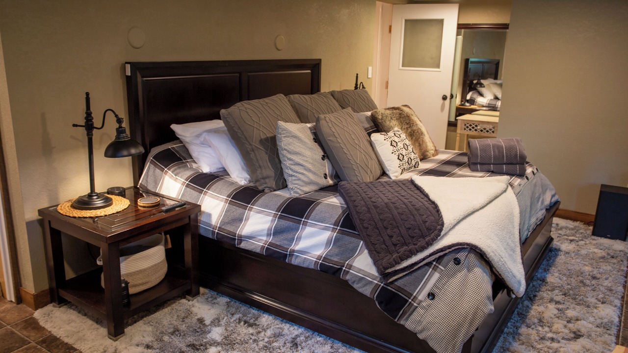 Photo of Bedroom in Robbinsville