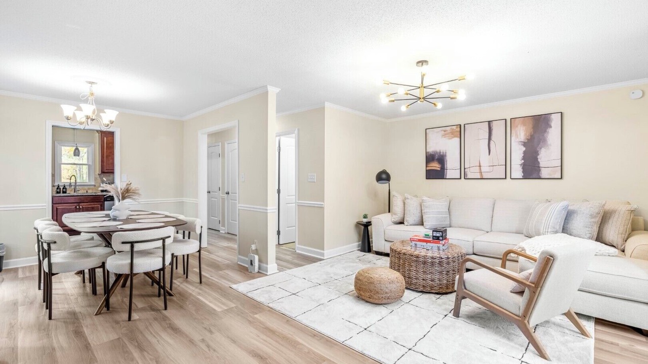 Photo of Livingroom in Southwest Raleigh