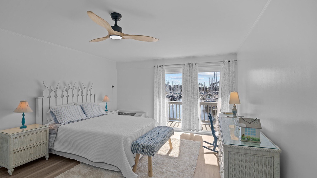 Photo of Bedroom in Fairfield Harbour