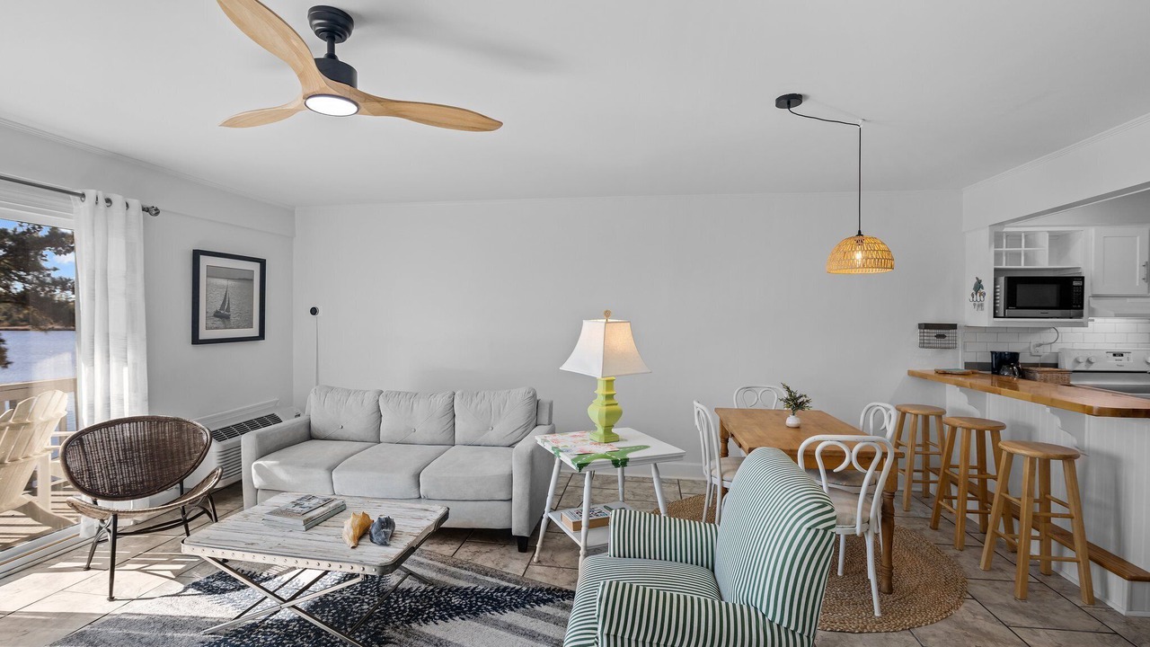 Photo of Livingroom in Fairfield Harbour