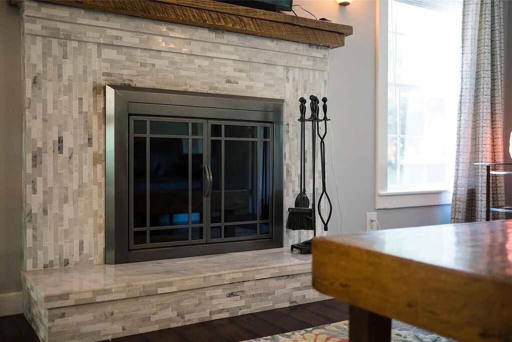 Photo of Livingroom in Barnardsville