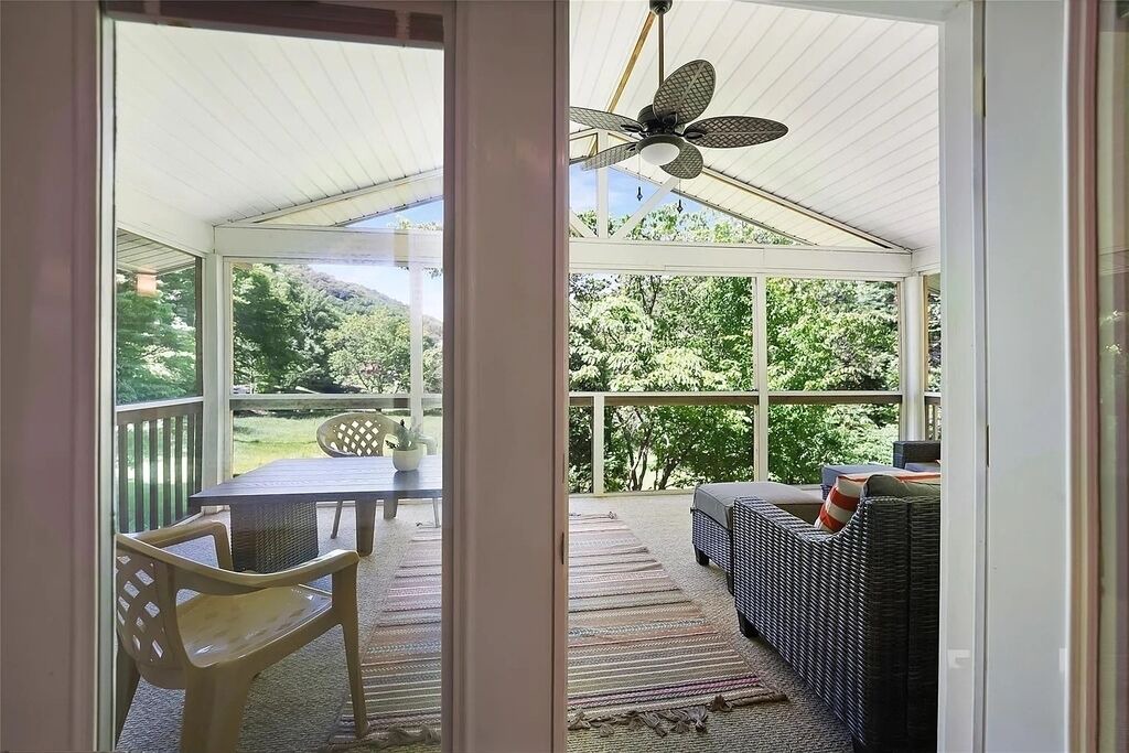 Photo of Outdoor in Barnardsville
