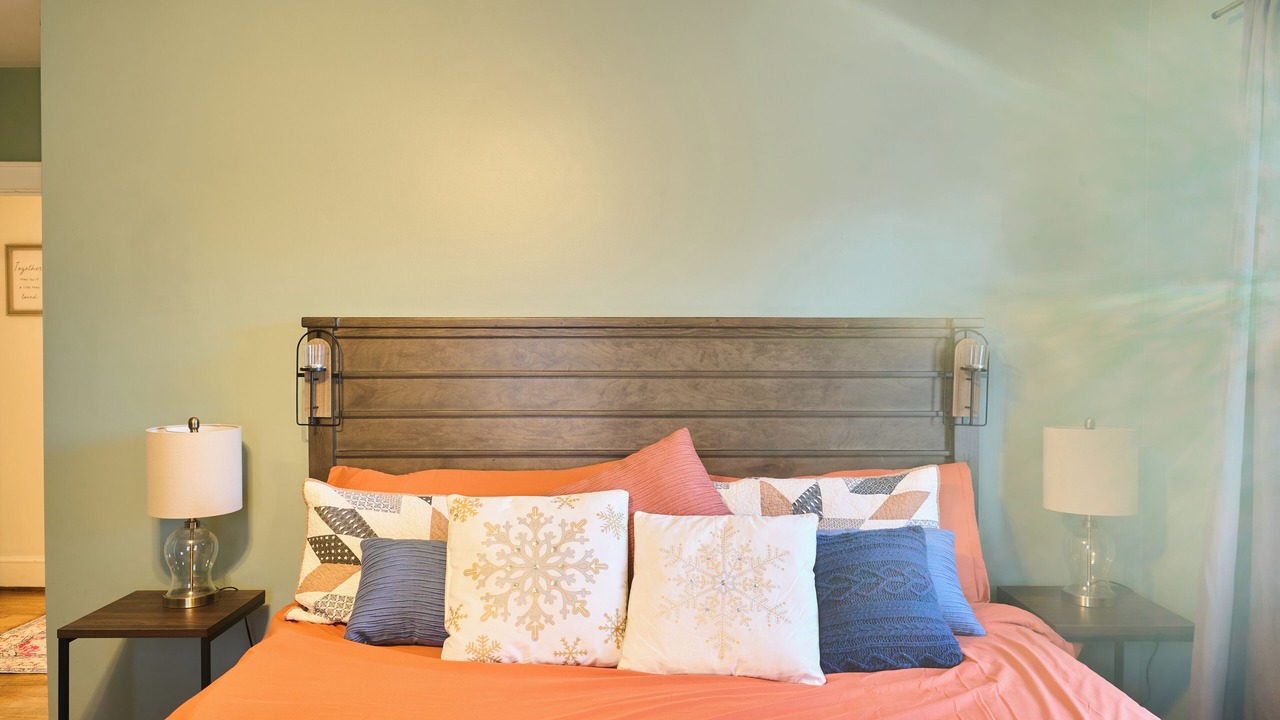 Photo of Bedroom in Edenton