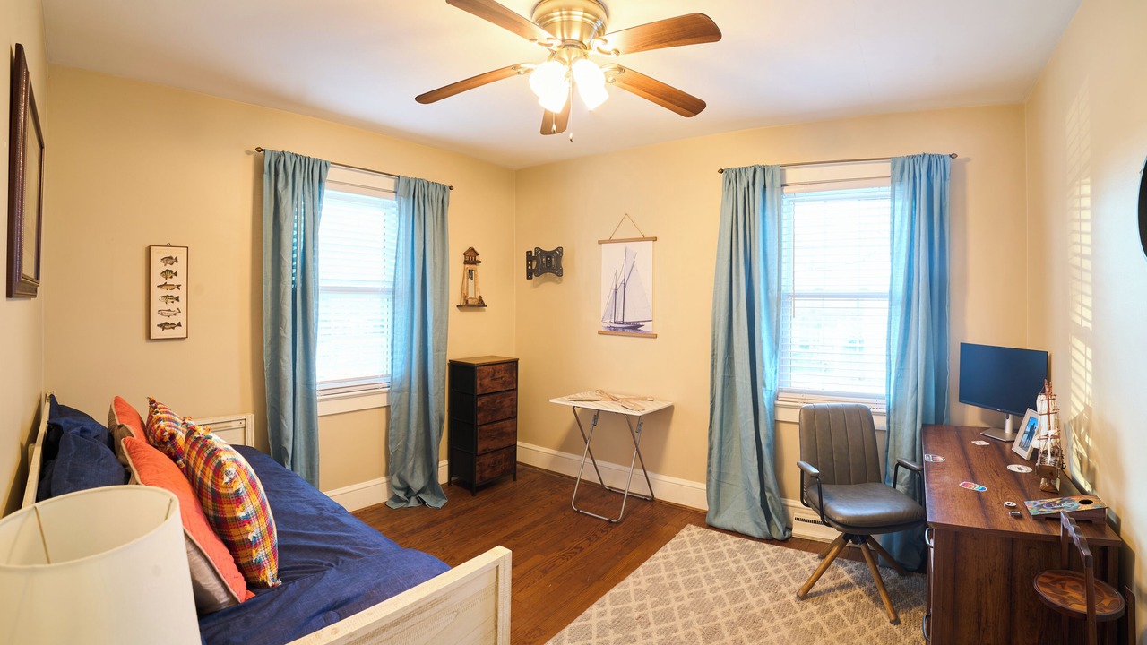 Photo of Bedroom in Edenton
