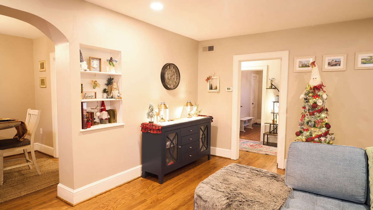 Photo of Livingroom in Edenton