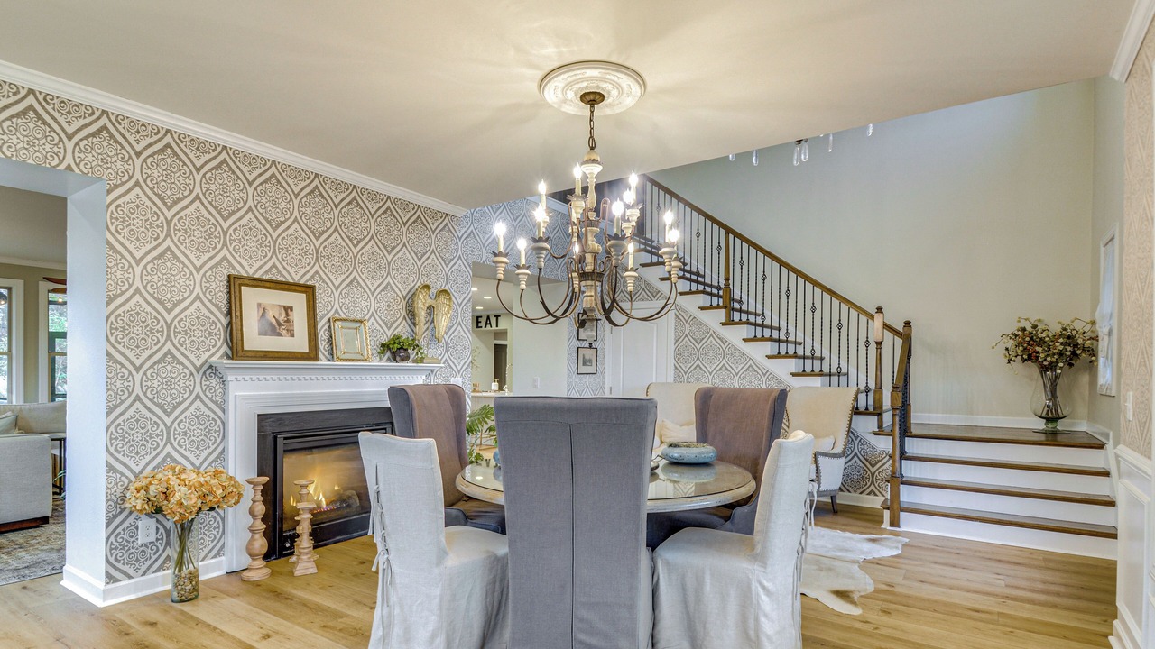 Photo of Livingroom in McCain