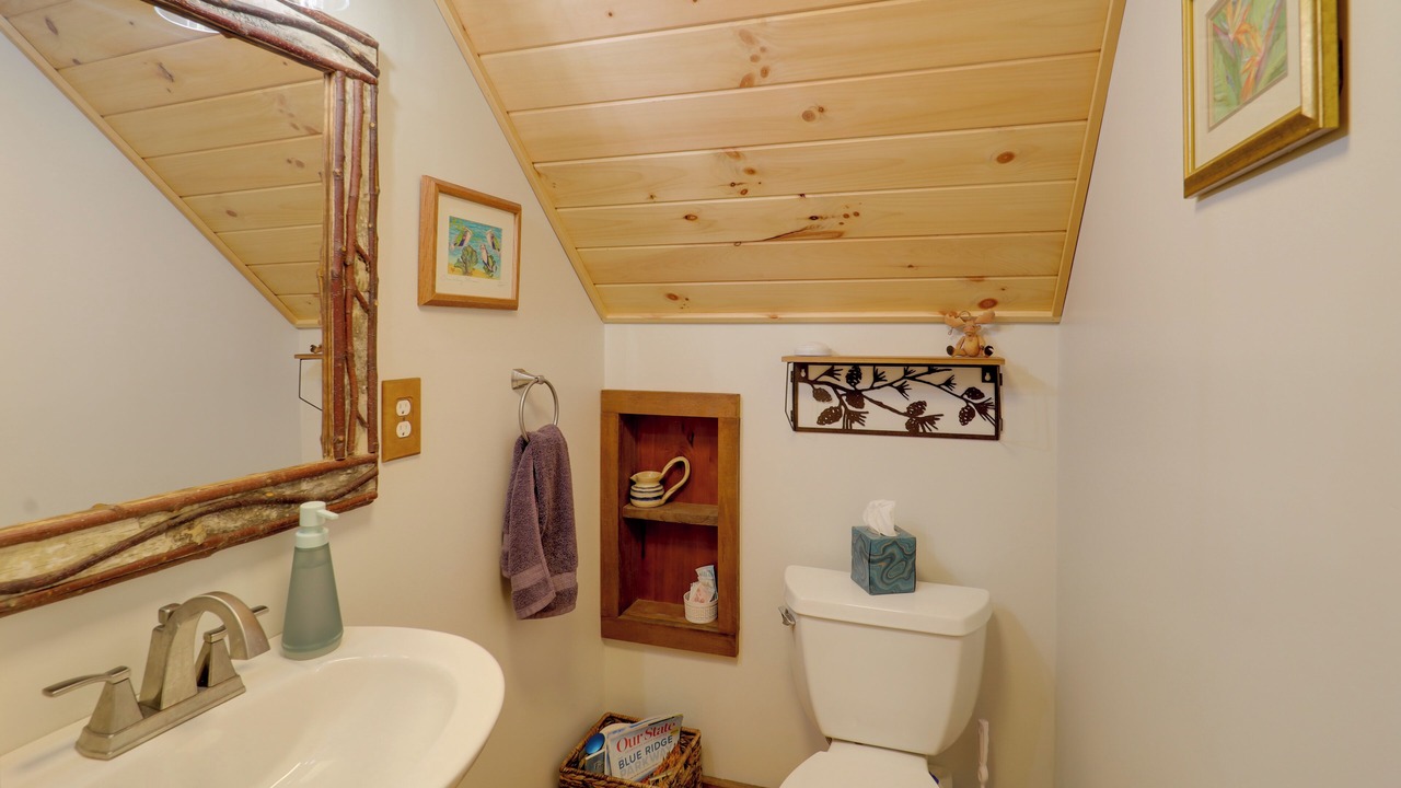 Photo of Bathroom in Todd