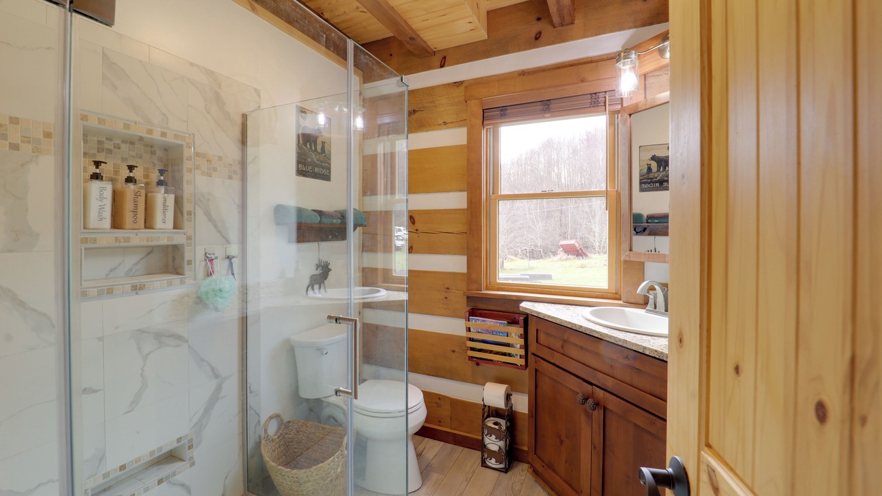 Photo of Bathroom in Todd