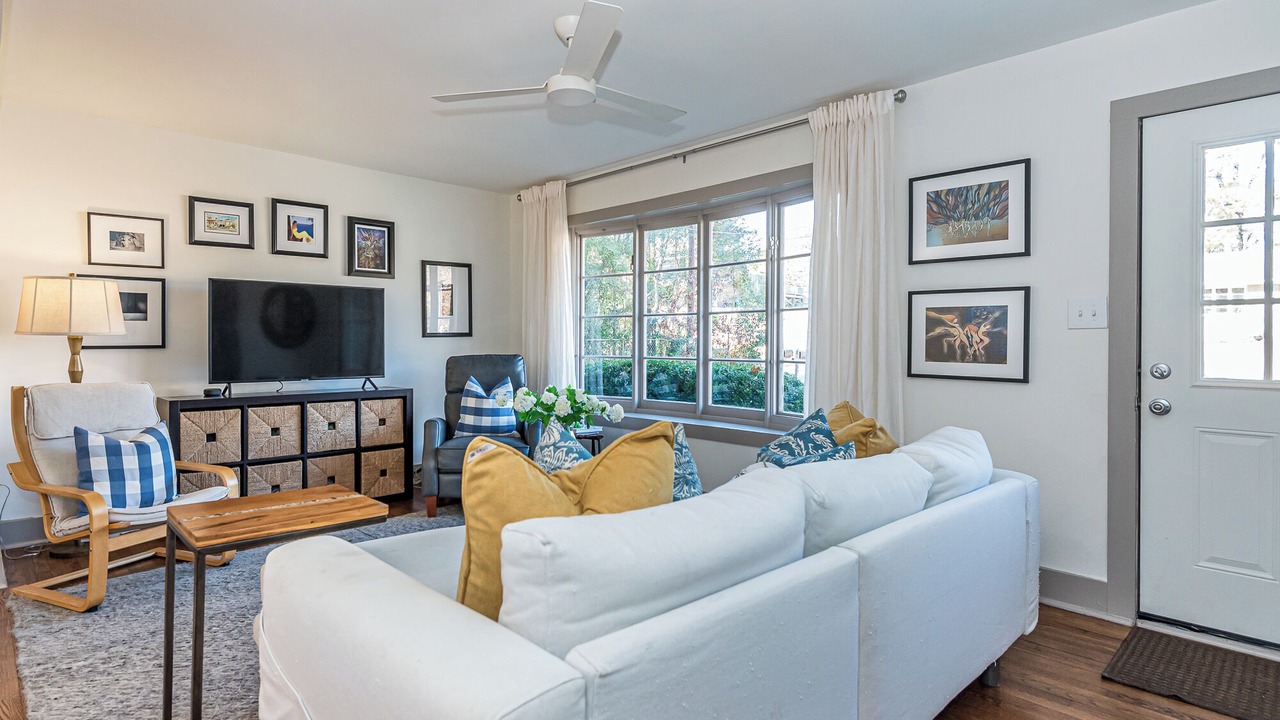 Photo of Livingroom in Durham
