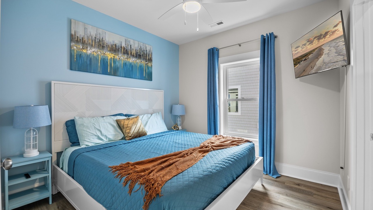 Photo of Bedroom in McCutcheon Field