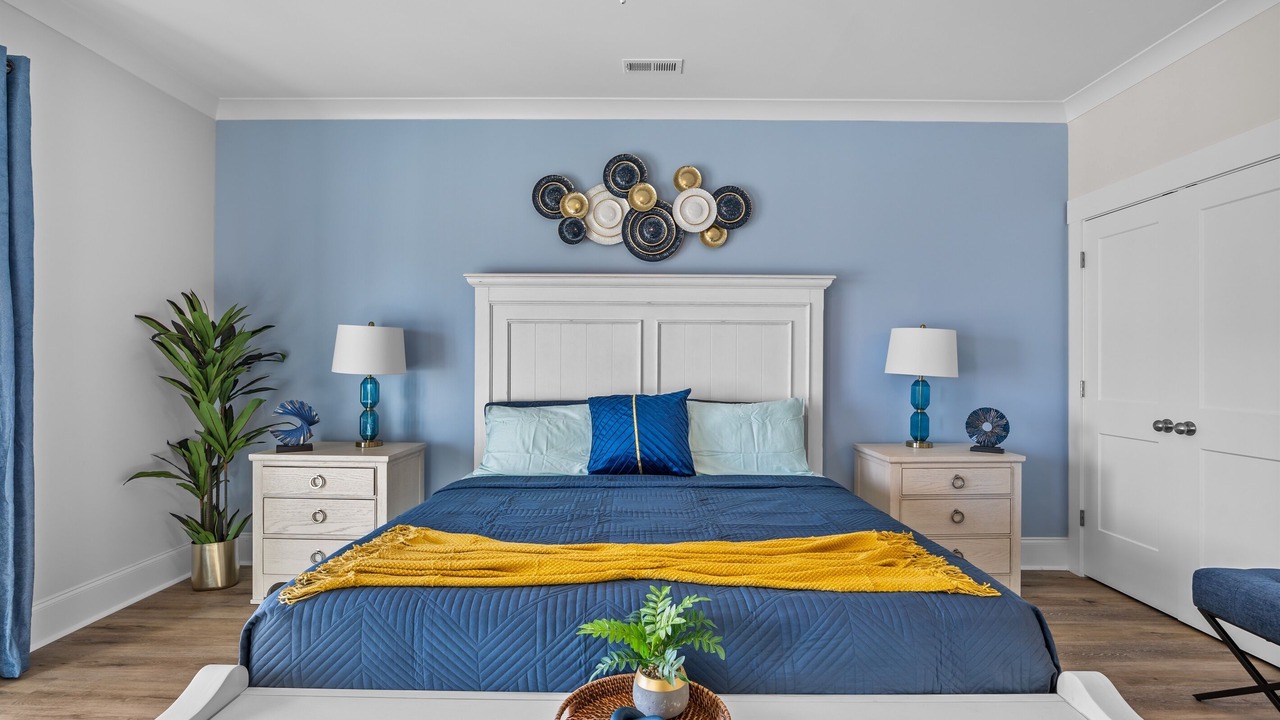 Photo of Bedroom in McCutcheon Field