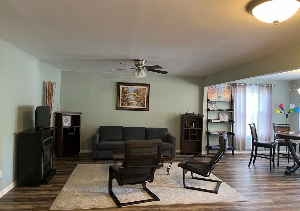 Photo of Livingroom in Southmont