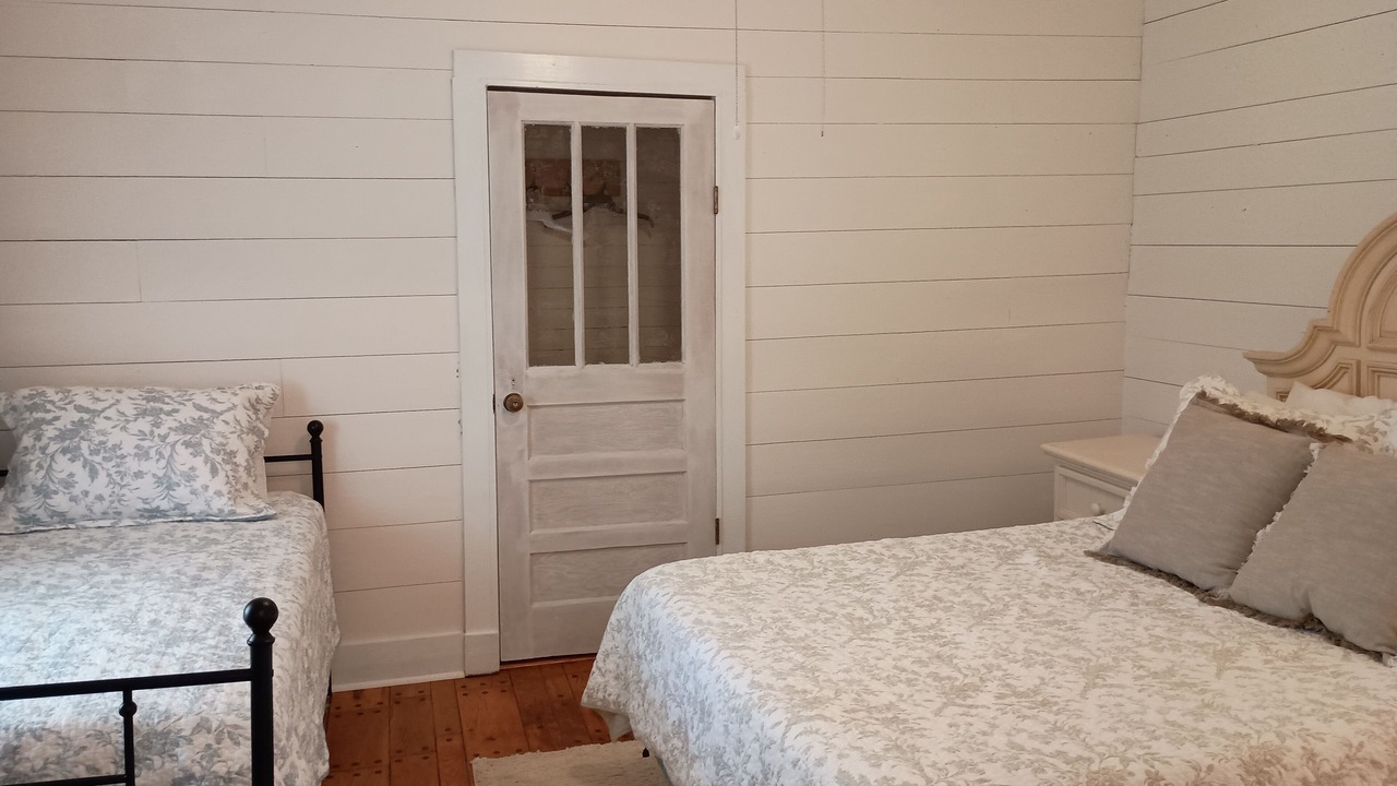 Photo of Bedroom in Burnsville