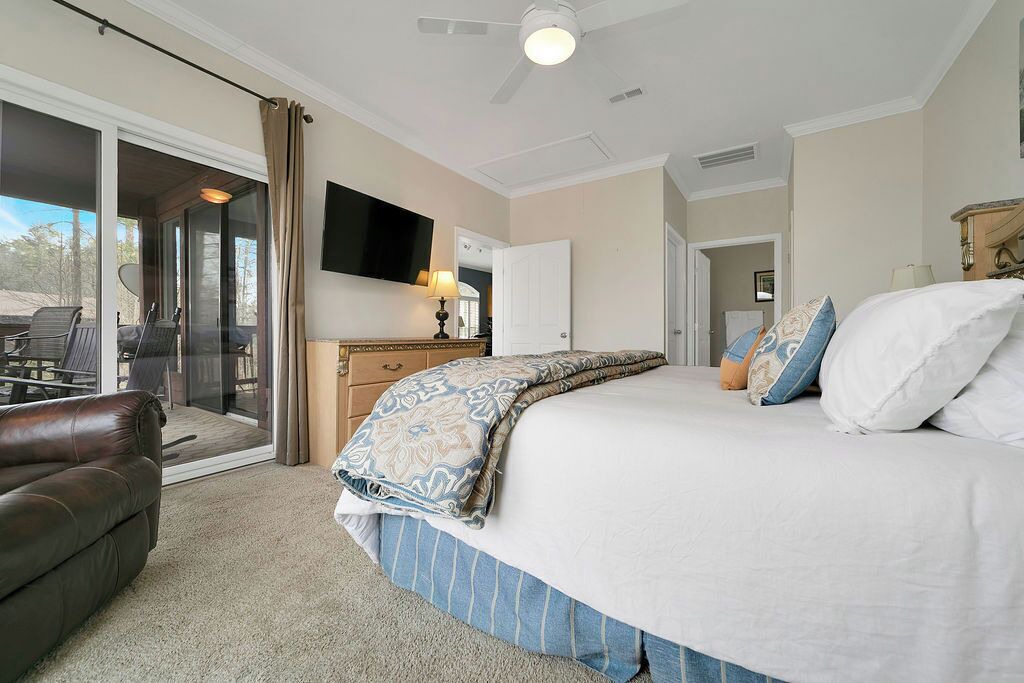 Photo of Bedroom in Lake Toxaway