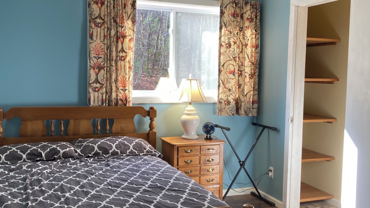 Photo of Bedroom in Moravian Falls