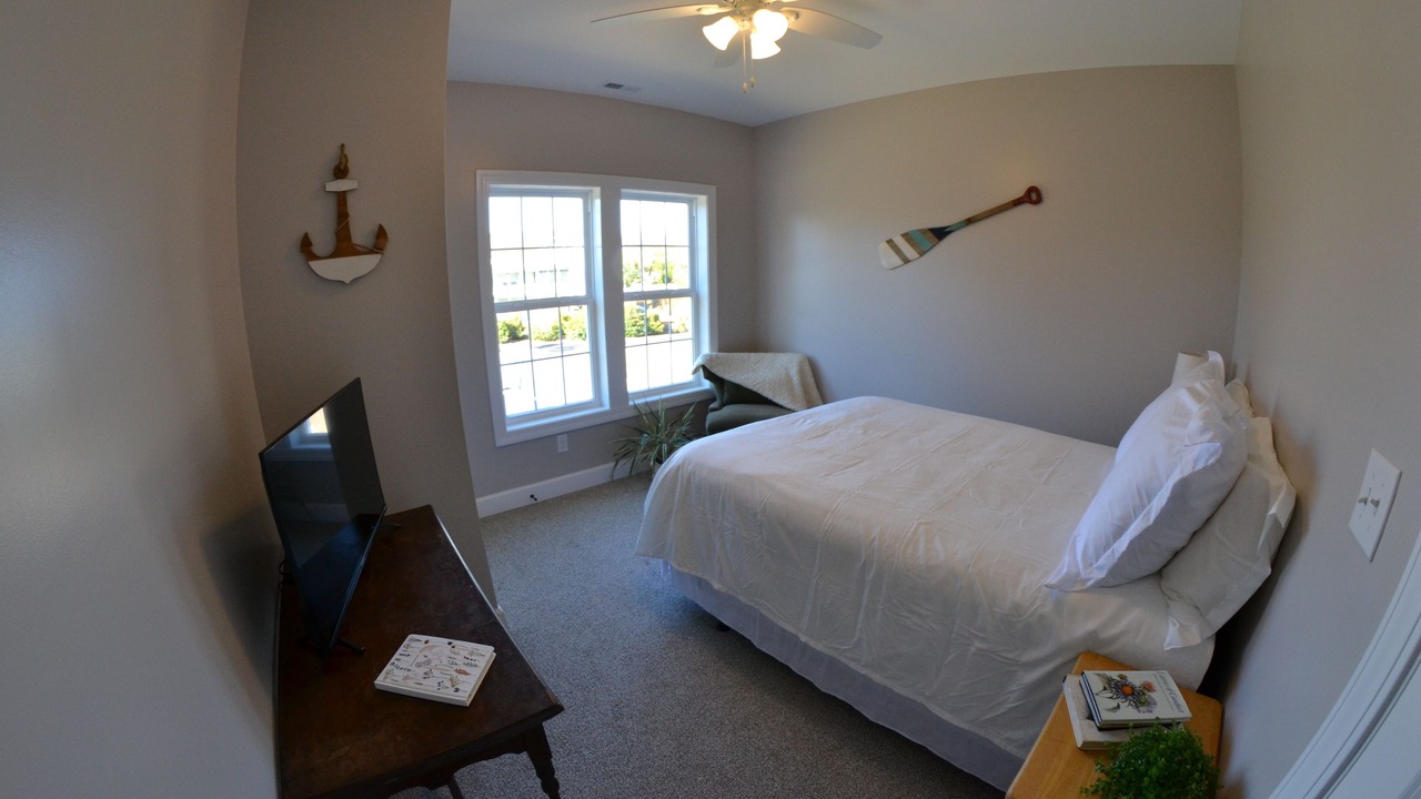 Photo of Bedroom in Cedar Point