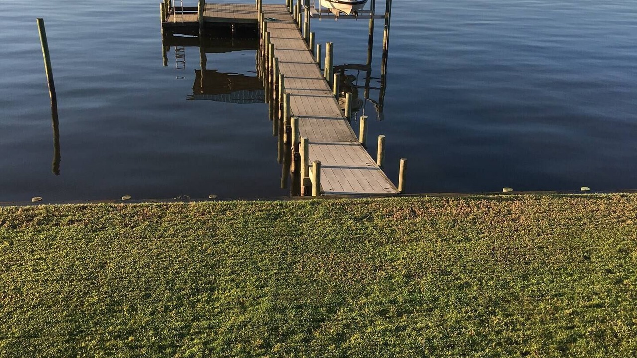 Photo of Others in Durants Neck